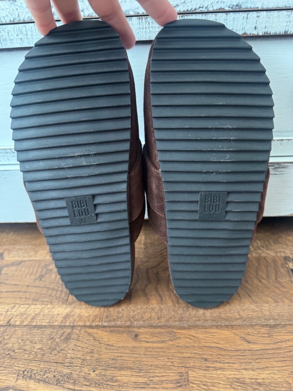 Bibi Lou Zagreb Clogs Anthropologie Chocolate Suede Women's SIze 37 US 6 6.5 - Picture 7 of 8